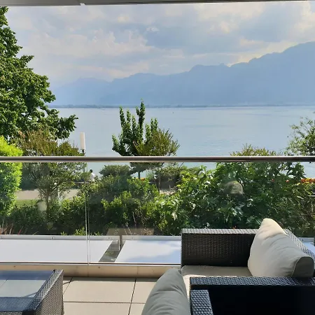 Lake View 4 Bedroom Daire